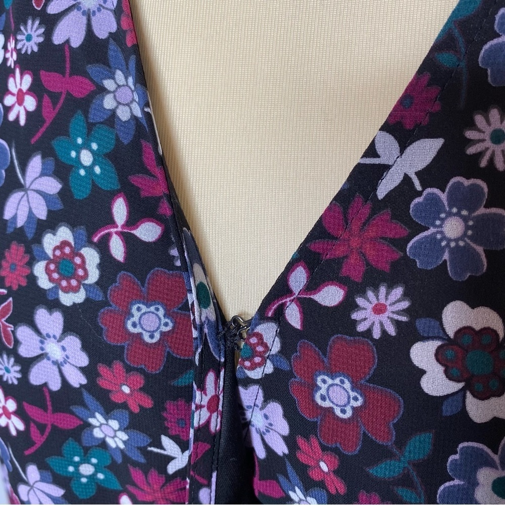 Express Mod Floral Print Long Sleeve Dress - Picture 8 of 12